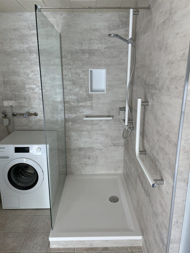 Barrierefreundliche Dusche