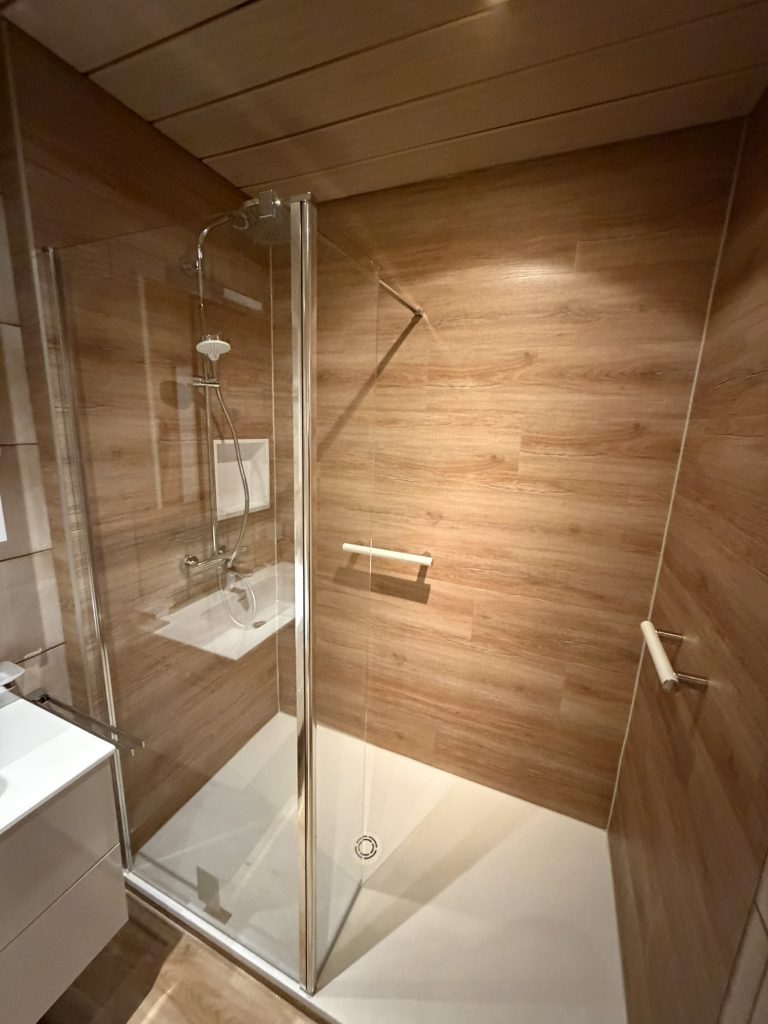 Barrierefreundliche Dusche